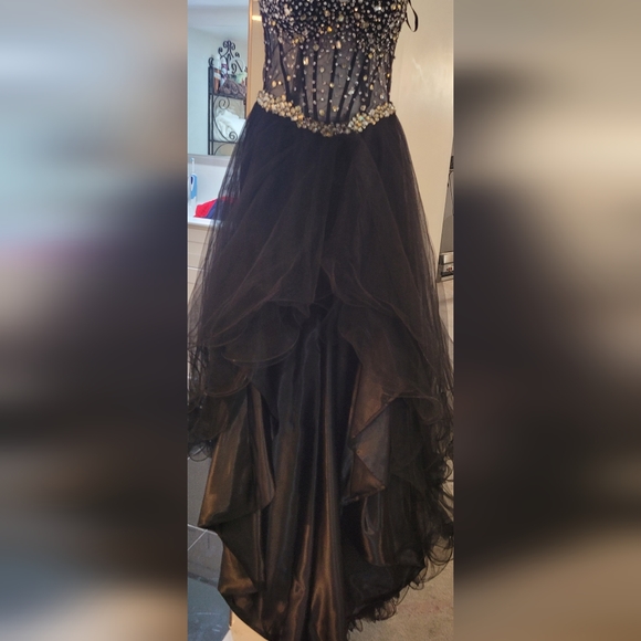 Sold - Picture 3 of 4